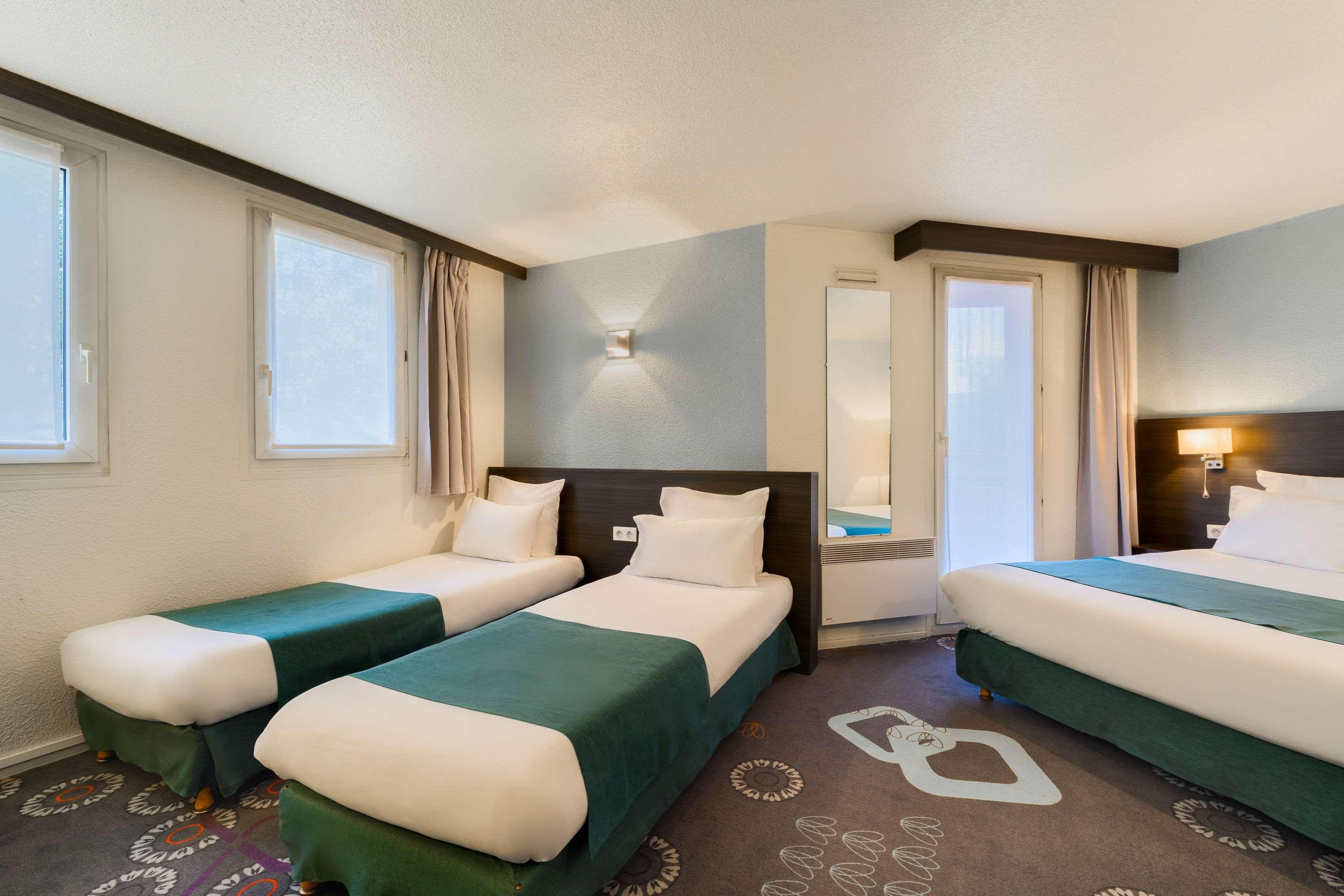 Hotel Kyriad Gare - Grand Palais Lila