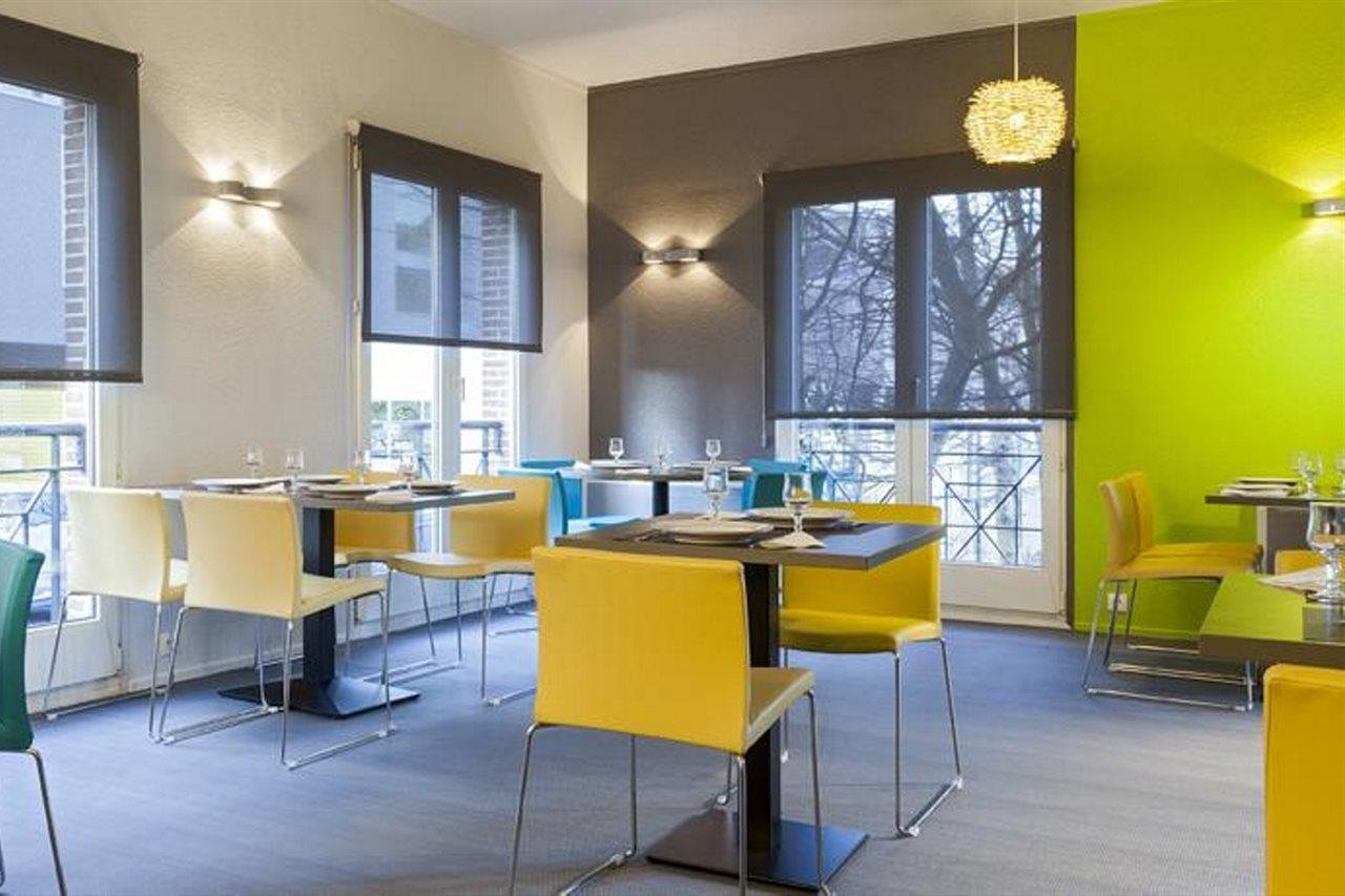 Hotel Kyriad Gare - Grand Palais Lila